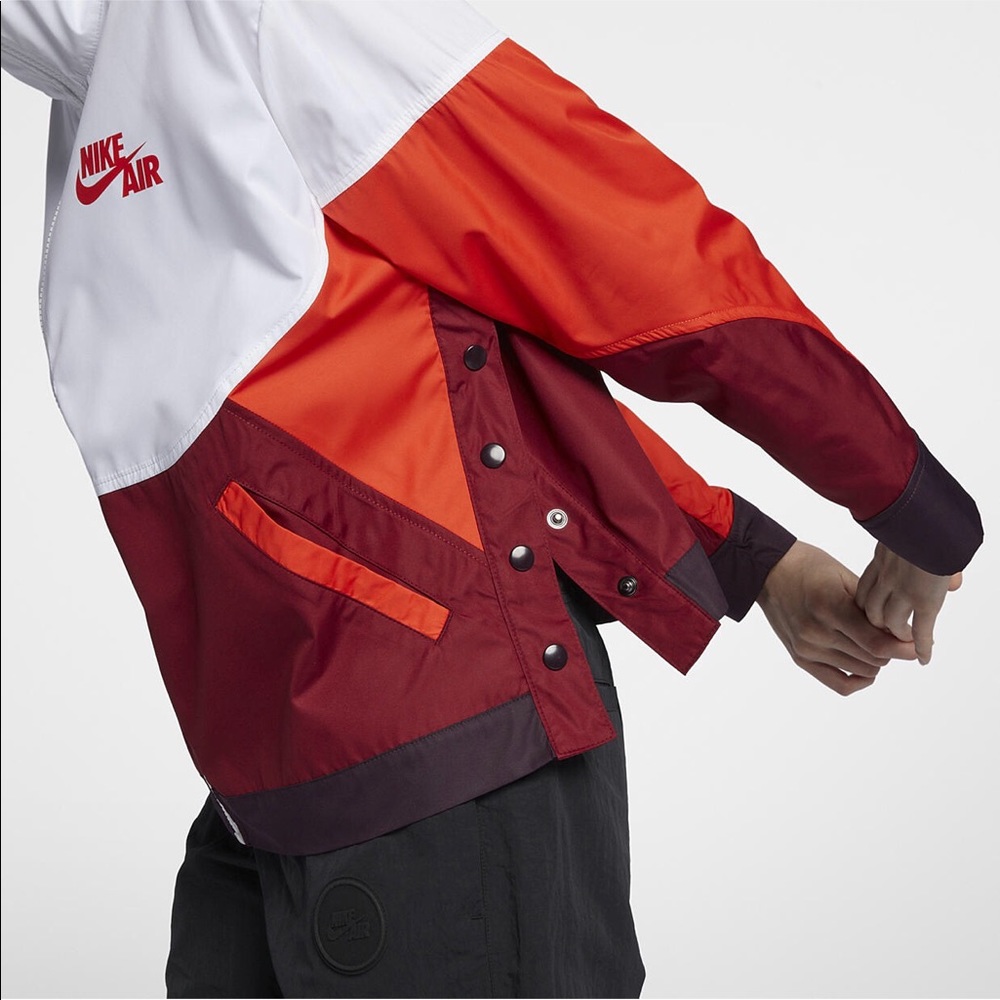 NIKE AIR WOMENS WOVEN JACKET SIZE XS NWT